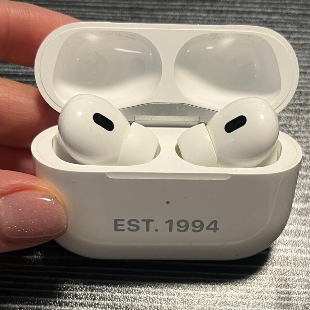 Personalized AirPods Pro (2nd generation) with MagSafe Case (USB‑C)